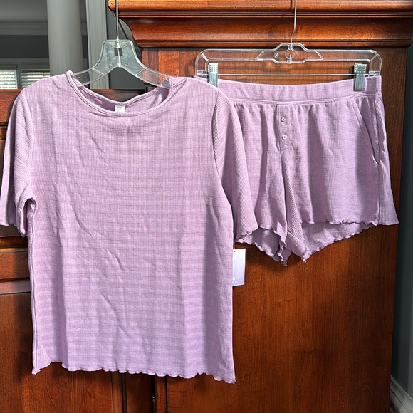 NWT Stars Above Textured Knit Lettuce Trim Pajama Shorts Set - Picture 3 of 10